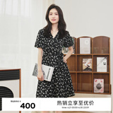 伊芙丽（eifini）伊芙丽V领围裹式收腰显瘦碎花连衣裙女2024夏装新款气质碎花裙 黑色 短款 160/84A/M