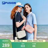FILAFUSION斐乐潮牌情侣款挎包男士女士包包新品小熊挂件斜挎包 蒸汽白-IV XS