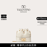 华伦天奴VALENTINO[礼物]女士 VLOGO SIGNATURE 迷你羊皮水桶包 浅象牙白色 均码