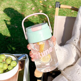 品喻（PINYU）塑料杯大容量吸管杯便捷杯子耐高温带茶隔高颜值奶茶绿600ml