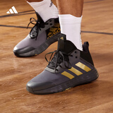 adidas OWNTHEGAME 2.0团队款实战运动篮球鞋男子阿迪达斯官方   灰色/黑色/金色   42
