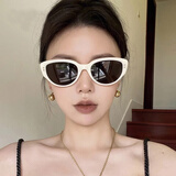 目木间猫眼墨镜女款高级感显脸小复古欧美风太阳眼镜  白框黑灰片七夕
