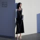 美洋（MEIYANG）赫本序曲醋酸吊带裙 轻奢缎面细带通勤黑色连衣裙夏季新款中长裙 黑色 M