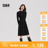 森马（Semir）连衣裙女中长款修身正肩内搭2024冬拼接灯芯绒小黑裙109724114001