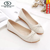 啄木鸟真软皮牛筋底单鞋女时尚舒适新款洋气妈妈鞋真软皮软底春秋单鞋 米白色-标准尺码 36
