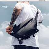 NIID原创邮差包潮牌男士包包单肩包机能斜挎包多功能男包休闲挎包R1 R1曜石黑(按压扣)+卡盒