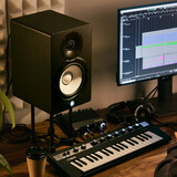 雅马哈（Yamaha）HS8 有源监听音箱录音棚工作室有源专业音箱专业音响 黑色（一只）