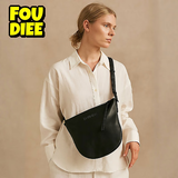 FOUDIEE春季真皮马鞍包女纯色百搭单肩斜挎包简约女士包包小众圆扣腋下包 黑色