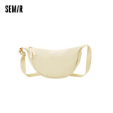 森马（Semir）单肩斜挎包马卡龙色饺子包日系胸包腰包女105225153009