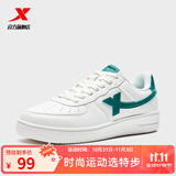 特步男鞋运动鞋空军一号情侣板鞋百搭休闲鞋时尚耐磨防滑运动鞋潮板鞋 帆白/骑士绿【男款】 42
