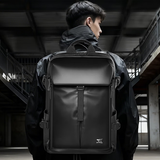 七匹狼背包双肩包男旅行包运动机车包休闲通勤书包大学生16英寸电脑包