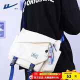 回力（Warrior）斜挎包男士挎包男女潮牌大容量单肩包学生情侣休闲运动小背包邮差 白色【带太空人挂件】