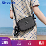 FILAFUSION斐乐潮牌情侣款挎包男士女士包包新品小熊挂件斜挎包 深黑-BK XS