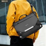 七匹狼斜挎包男士单肩包便携胸包大容量潮流休闲通勤高档邮差包25新款