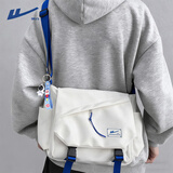 回力（Warrior）大容量斜挎包男女单肩包男邮差包休闲运动挎包轻便情侣学生上课包