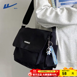 回力新款斜挎包男大容量百搭休闲帆布单肩包潮简约日系旅行学生背包女 黑色+太空人挂件