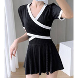 铂呐苓大码泳衣女挂脖连体裙式新款遮肚保守显瘦泡温泉度假泳装胖妹妹 黑白交叉泳衣 XL （120-140斤）