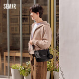 森马（Semir）斜挎包男户外工装情侣背包大容量饺子包潮105524153204
