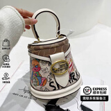 CHARLIE&KELLI CK品牌包包女包2026新款生日礼物小熊涂鸦半圆水桶包手提斜挎女 白色【代写贺卡 圣诞元旦礼物】