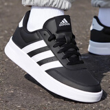 阿迪达斯（adidas）板鞋男鞋 2026秋季新款运动鞋低帮透气休闲鞋耐磨轻便小白鞋 黑色/时尚板鞋/透气 42 （内长260mm）