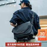 光影行星（GYXX）斜挎包男士新款通勤休闲旅行大容量单肩邮差包笔记本电脑包 曜夜黑 加大号【装15-16寸电脑】
