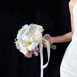 京东鲜花创意手捧花成品绢花假花仿真花束订婚领证结婚花束摄影拍照出片