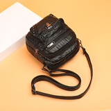 啄木鸟（TUCANO）七夕女包软皮小包包女斜挎包2024新款女士 黑色