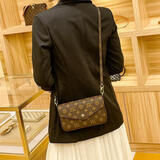 酷奇袋鼠真皮女包单肩信封女手拿包斜挎包链条小包包2025春夏七夕 咖啡色印花