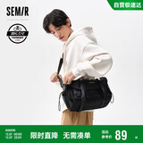 森马（Semir）斜挎包永久联名男大容量单肩包情侣邮差包105124153213 黑色