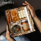 AMOR HOUR高级感香薰蜡烛礼盒企业公司生日礼物送女友闺蜜伴手礼新婚结婚