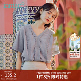 茵曼（INMAN）2026年春夏新款小飞袖小清新绣花拼接慵懒文艺V领短袖衬衫 灰蓝色 S