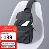 高尔夫GOLF胸包男防泼水单肩包男士时尚大容量斜挎包男轻便休闲运动背包多功能韩版潮流男包1E163916J鸦灰色