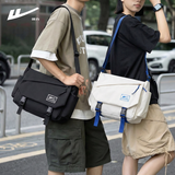 回力（Warrior）大容量斜挎包男女单肩包男邮差包休闲运动挎包轻便情侣学生上课包