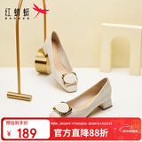 红蜻蜓秋冬女士粗跟小香风皮鞋职业通勤妈妈鞋高跟鞋WFB31540 米白色 36