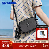 FILAFUSION斐乐情侣款挎包小熊挂件斜挎包盒子包 深黑-BK XS