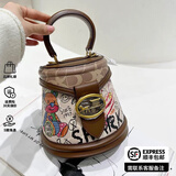 CHARLIE&KELLI轻奢包包女生日新年礼物新款小熊涂鸦半圆水桶包手提斜挎包包女包 棕色【代写贺卡 圣诞元旦礼物】