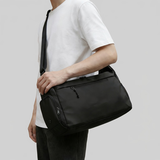 Right Away斜挎包男单肩挎包通勤邮差大容量背包男生旅行潮流男包男士包包