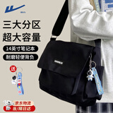 回力新款斜挎包男大容量百搭休闲帆布单肩包潮简约日系旅行学生背包女 黑色+太空人挂件