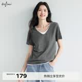 伊芙丽（eifini）伊芙丽假两件V领时尚百搭轻薄棉感基础短袖T恤女2025夏装新款 灰色 S 80-105斤