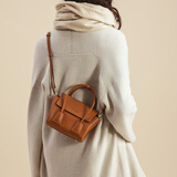 RABEANCO桦碧/礼物【明星同款】笑脸包女包斜挎包单肩包手机包小方包88205 焦糖色