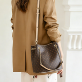 梦特娇女包包女款新款斜挎包女大容量水桶包妈咪包单肩包生日礼物女国潮