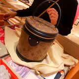 香港真皮女包2025新款潮奢侈品真皮发财桶水桶包单肩斜挎包圆筒包 大花小号