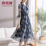 俞兆林（YUZHAOLIN）中年妈妈夏装高贵气质新款连衣裙40岁50时尚大码裙子中老年女碎花 蓝色 3XL (推荐115-130斤)