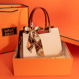 游子吟生日礼物送妈妈包包女包2026新款包包女士手提包鳄鱼纹软皮包包 米白色-鳄鱼纹（赠 送丝巾）