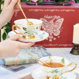 巢里咖啡杯套装鎏金云纹骨瓷轻奢礼盒新婚对杯早餐下午茶杯碟家居馆用 山玫春晓【红色轻奢礼盒】