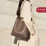 星期六包包女包2026新款大容量托特包单肩斜挎包水桶包上班通勤生日礼物