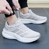 阿迪达斯（adidas）男鞋 2026夏季新款缓震舒适运动鞋低帮耐磨透气休闲跑步鞋 灰色/缓震透气/主推款 39