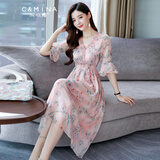 淳咪娜 女装连衣裙女夏中长款新品短袖女修身沙滩裙钉珠气质女裙显瘦 粉底碎花 L - 建议96-112斤