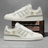 阿迪达斯（adidas）三叶草男鞋女鞋 2026夏季新款运动鞋耐磨透气板鞋时尚潮流休闲鞋 雾感奶绿/新到货/时尚 42