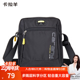 卡拉羊休闲运动包单肩包斜挎包男士帆布包超轻竖款潮流胸包旅行便携黑色